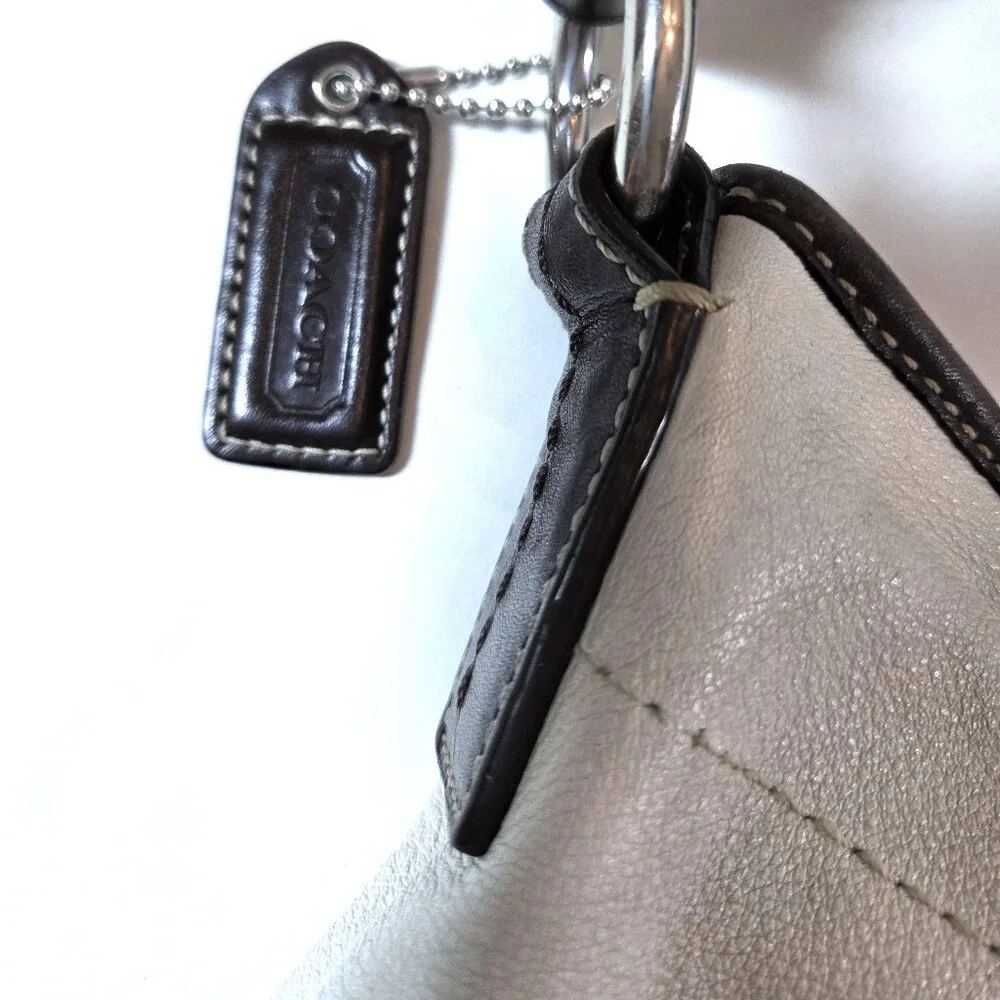 Coach KD751-F10907 Soho Hobo White Leather Satchel